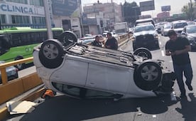 Volcadura deja dos lesionados sobre Circuito Interior en la GAM; la circulación permaneció afectada por varios minutos