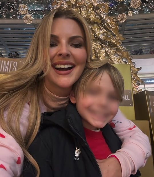 Marjorie de Sousa evade responder cada que la cuestionan sobre Julián Gil, el padre de su hijo Matías.