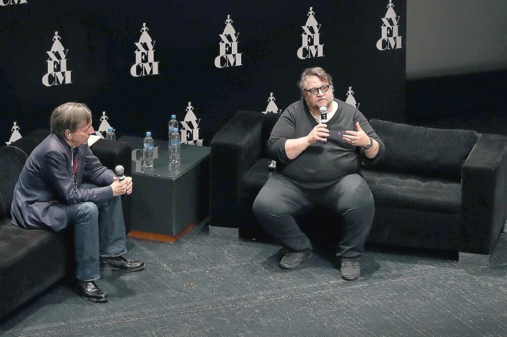 Del Toro curará también comics nacionales editados. (BERENICE FREGOSO. EL UNIVERSAL)