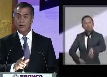 Se vuelve viral “mochar la mano” en lenguaje de señas en debate presidencial