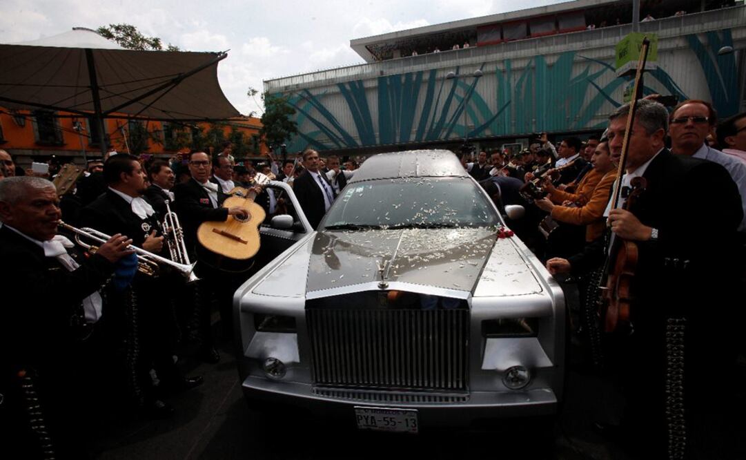 Con 150 elementos policiacos se resguardó la Plaza Garibaldi durante la despedida del "Poeta del Pueblo". FOTO: Juan Carlos Reyes/EL UNIVERSAL
