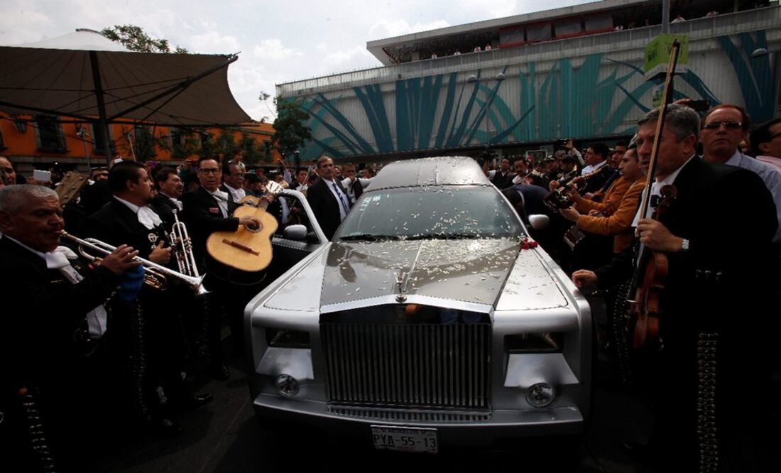 Con 150 elementos policiacos se resguardó la Plaza Garibaldi durante la despedida del "Poeta del Pueblo". FOTO: Juan Carlos Reyes/EL UNIVERSAL