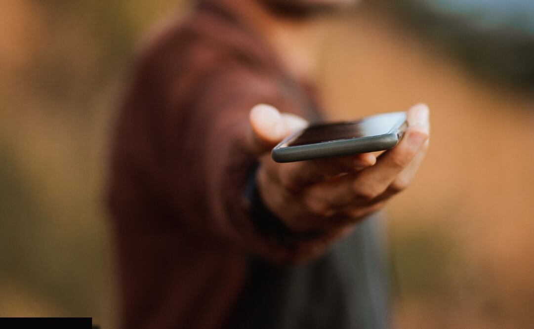 El celular es uno de nuestros objetos más preciados y perderlo significa una gran tragedia, pero ahora ya existen formas muy sencillas para localizarlo. Imagen: Unsplash