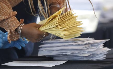 Con Biden adelante, Georgia inicia el recuento manual de votos