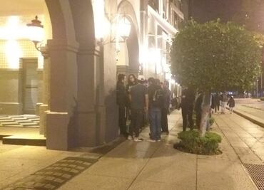 Se desvelan fans mexicanos todo por acercarse a "Wolverine"