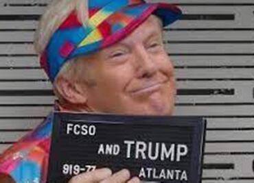 Trump arrestado, un tinaco en alta mar y Taylor Swift en el Foro Sol en los memes de la semana