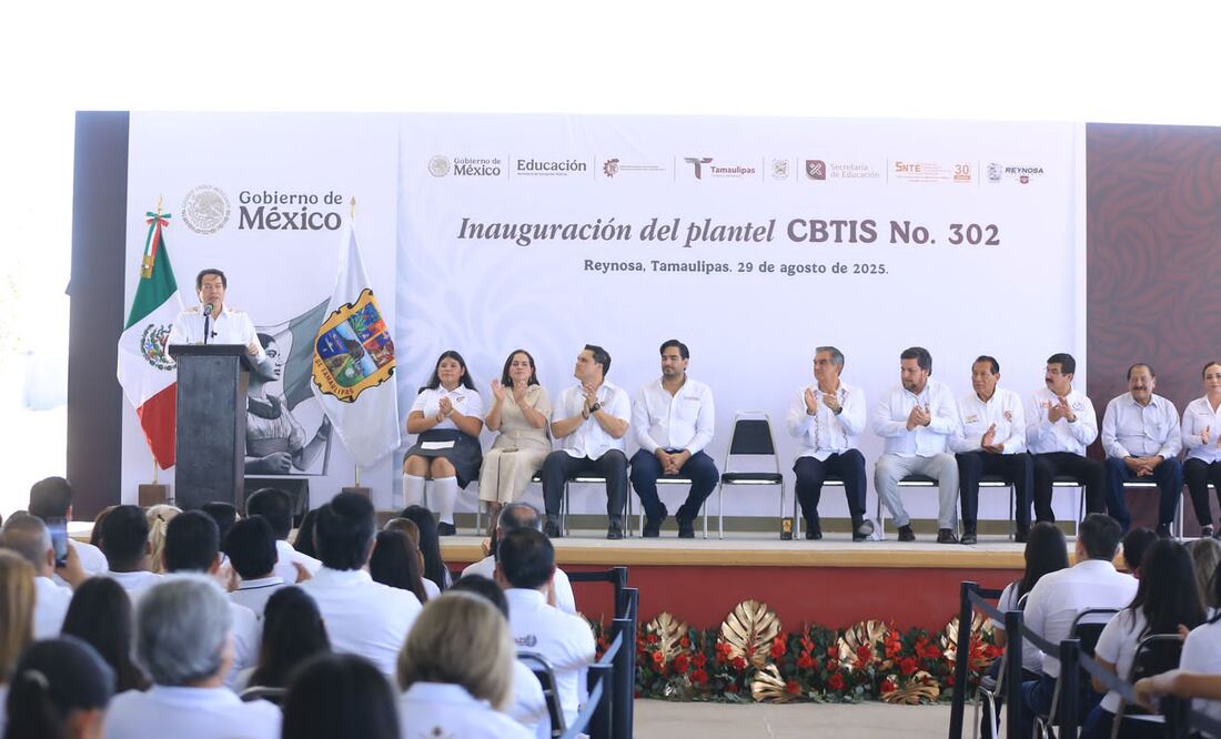 El secretario de la SEP, Mario Delgado Carillo, aborda la situación del fentanilo y la salud en los jóvenes.