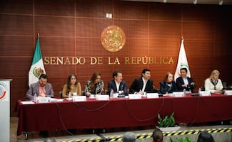Secretaría del Trabajo detalla iniciativa para disminuir jornada laboral a 40 horas; participa en reunión plenaria de Morena
