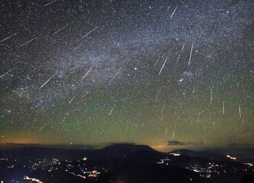 Lluvia de estrellas Perseidas 2024: ¿Cuándo y cómo ver el evento astronómico en México?