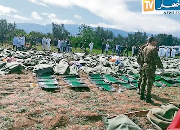 Argelia, de duelo tras avionazo que mató a 257