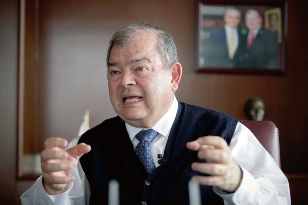 Edgar Elías Azar iba a tomar protesta el primero de enero como titular del TSJDF (ARCHIVO EL UNIVERSAL)