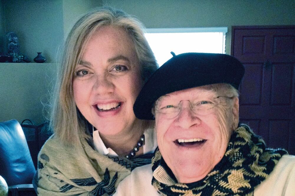 Sarah Koeppe, su viuda, contó sobre el rol preferido de Huddleston (SARAH C. KOEPPE VÍA AP)