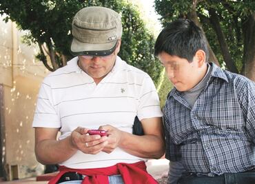 Niños que pasan 7 horas usando el celular pueden sufrir cambios cerebrales