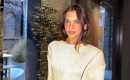 Uñas confeti, la manicura de Dua Lipa ideal para festejar