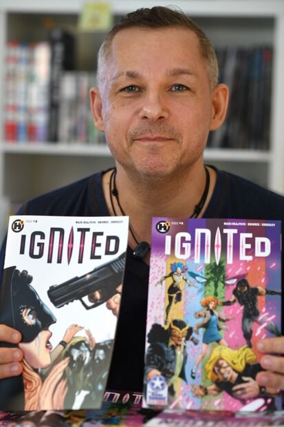 Un cómic de superhéroes que aborda tiroteos masivos en EU