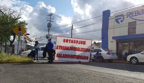 Trabajadores del Poder Judicial en Michoacán se van a paro por falta de pago 