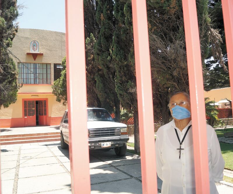 En la Casa-Hogar Tepeyac para adultos mayores nadie entra y sale; sus 30 moradores llevan más de 40 días resguardados por la contingencia de salud. Foto: XÓCHITL ÁLVAREZ. EL UINVERSAL