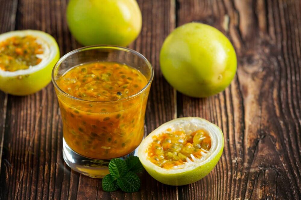 Conoce los beneficios de tomar jugo de maracuyá. Foto: Freepik