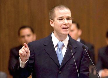 Fuga de "El Chapo" prueba corrupción en penales: Anaya