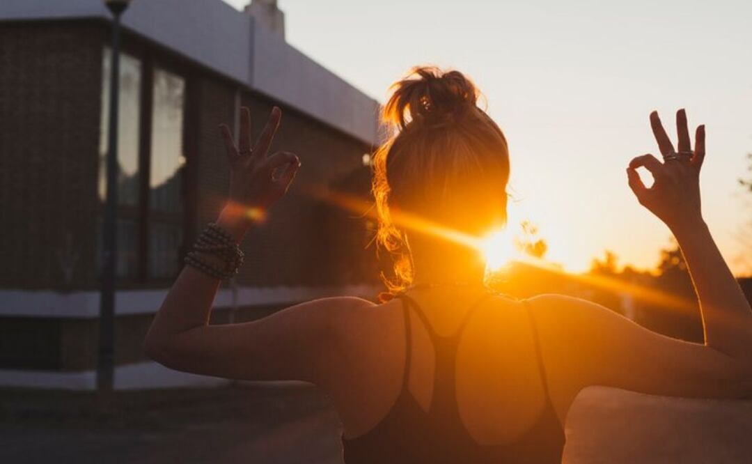 Gökotta, el arte de despertar con los pájaros. Fuente: Freepik.