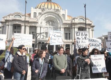 CND protesta con baile en Bellas Artes