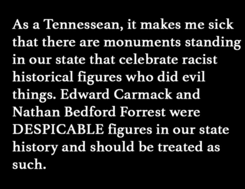 Taylor Swift celebra en la cima