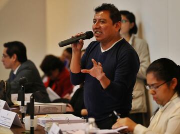 Renuncia Carballo a Constituyente; acusa racismo