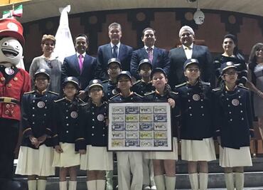 Realizan sorteo con boleto conmemorativo del centenario del América