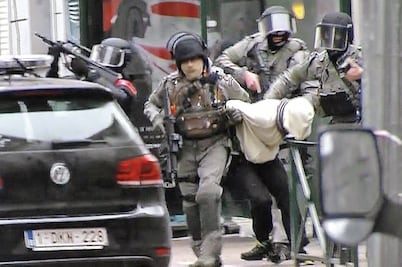 Capturan al terrorista huido de ataques en París