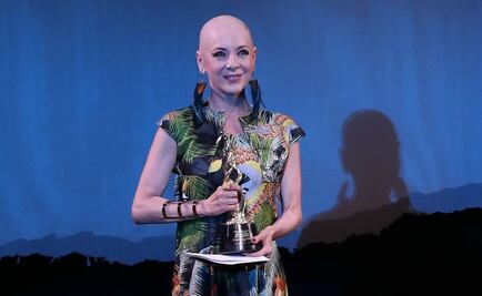 Edith González: "Estoy bien de salud, sólo tengo cáncer"