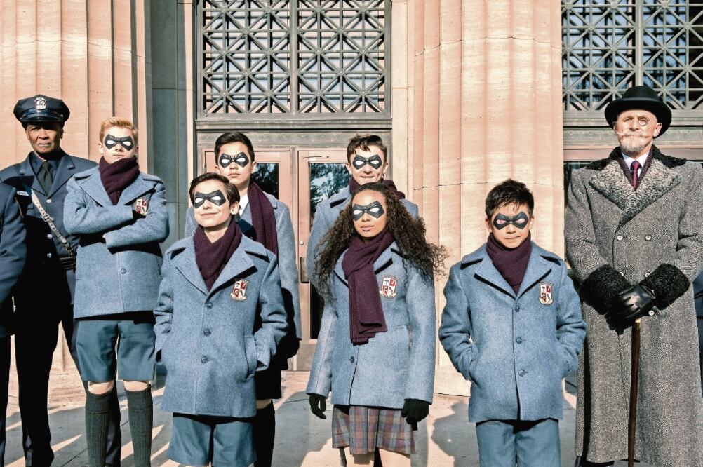 La historia, basada en el cómic del cantante Gerard Way, retrata la vida de una familia disfuncional de superhéroes. (NETFLIX)