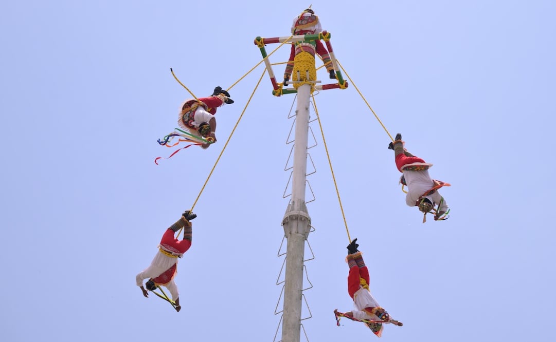 Arranca Cumbre Tajín "Tapaxawan, Alegría que une culturas"; Rocío Nahle destaca valor vivo de las culturas originarias.
Foto: Especial.