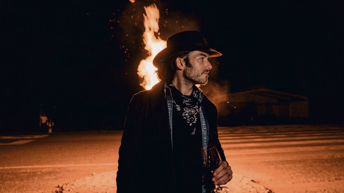 El también modelo, quien funge como productor para este show, visitó destinos como Chihuahua,Coahuila, Oaxaca, Nayarit y Guanajuato, este último donde él creció y sus padres tienen un restaurante. Foto: Vix