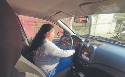 Conductoras de taxis por aplicación optan por la autoprotección