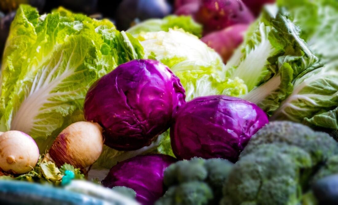 Comer col morada ayuda a disminuir el riesgo de enfermedades del corazón \ Foto: Pexels