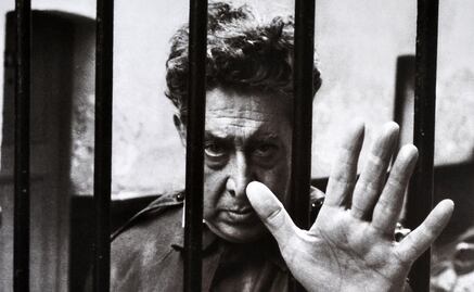 David Alfaro Siqueiros en presentación multimedia