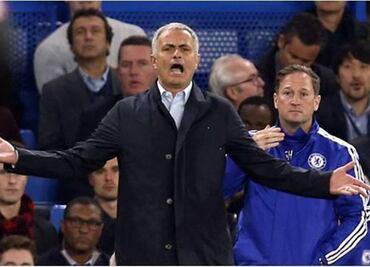 La FA acusa a Mourinho de "conducta impropia"