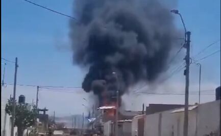 Avioneta se estrella en el centro de Lima, Perú; reportan heridos a sus dos tripulantes