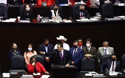 Desafueran al diputado Mauricio Toledo, acusado de enriquecimiento ilícito y que ya abandonó el país