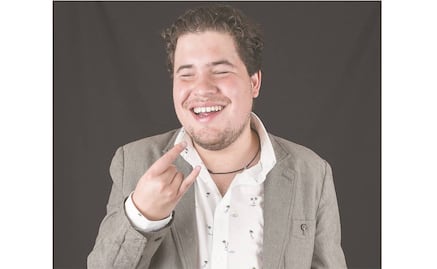 Ojitos de Huevo hace reír con discapacidad, sexualidad y marihuana