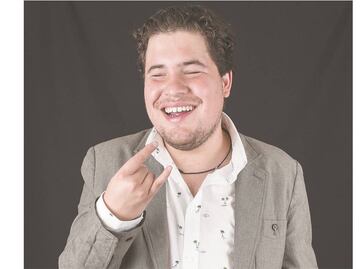 Ojitos de Huevo hace reír con discapacidad, sexualidad y marihuana