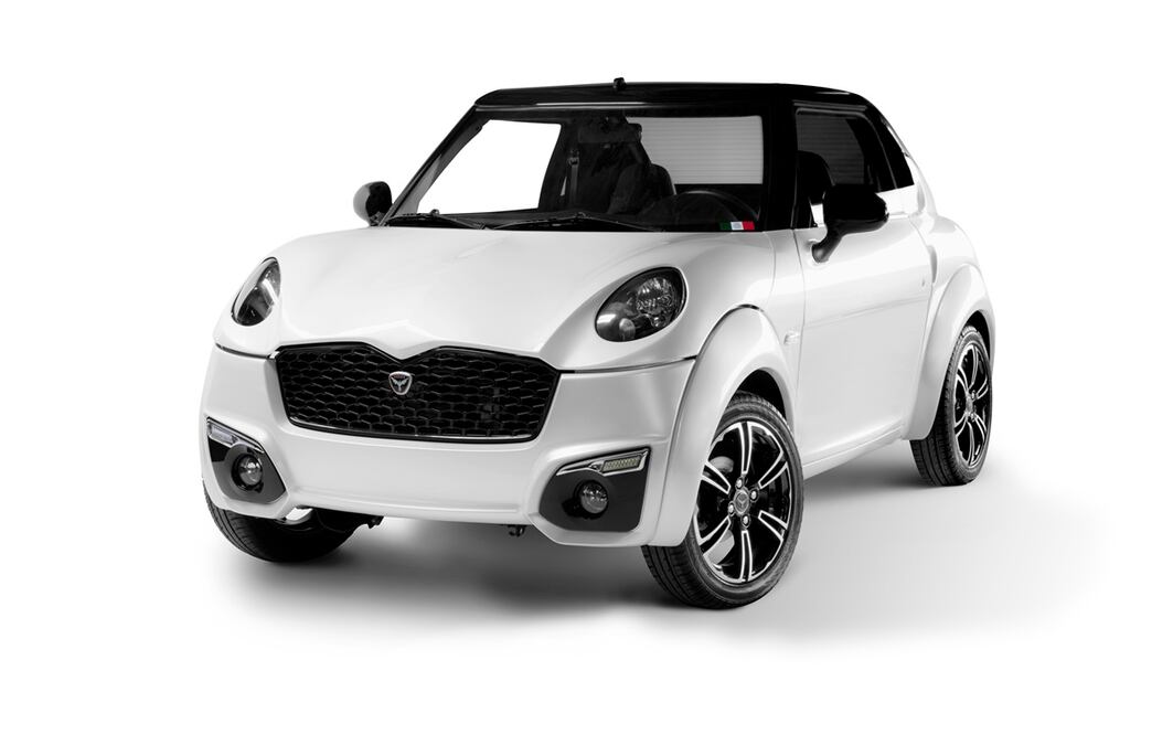 “Este nuevo Zacua Coupé es un auto que resuelve las necesidades urbanas; las de la mayoría de la población”, mencionó Jorge Martínez Ramos, presidente del consejo de Zacua.