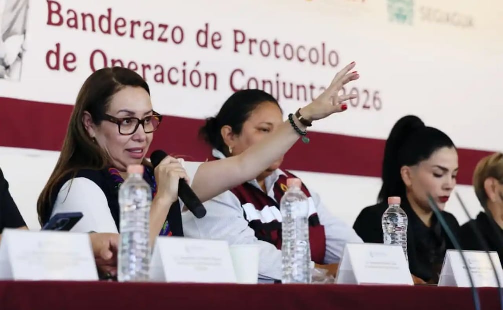 La alcaldesa Azucena Cisneros Coss mencionó que el gobierno federal se encuentra destinando fondos para realizar obras hidráulicas. Foto: Gobierno de Ecatepec.