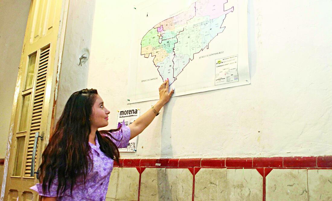 La joven madre de familia dice que su cargo le presentará algunos problemas, pues tendrá que dejar a sus dos pequeñas hijas al cuidado de su madre, pero afirma que “vale la pena trabajar para que la gente esté mejor en el estado” (LORENZO HERNÁNDEZ PÉREZ)