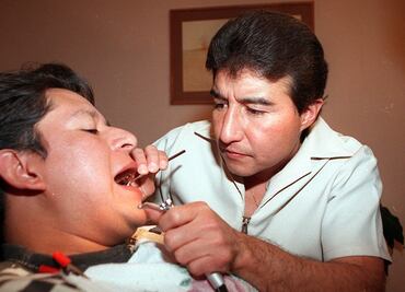 Mexicano crea dispositivo para mejorar los implantes dentales