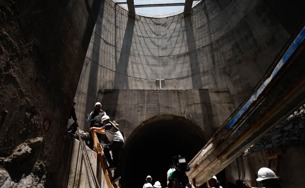 Opera túnel Xochiaca-Churubusco en Nezahualcóyotl; buscan reducir inundaciones regionales.
Foto: DIEGO SIMÓN SÁNCHEZ / EL UNIVERSAL