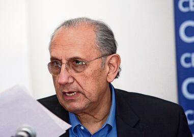 Romero Tellaeche, director del CIDE, también plagió texto de Premio Nobel de Economía 