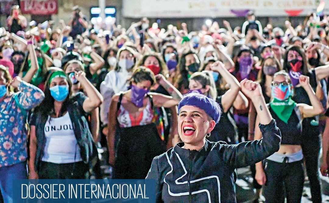 Integrantes del colectivo feminista Las Tesis, durante una manifestación por el Día Internacional de la Eliminación de la Violencia contra la Mujer, el pasado 25 de noviembre en Santiago, Chile. Foto: AFP