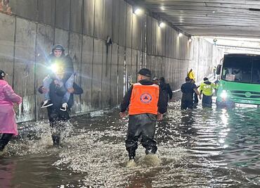 Caen más de 10 millones de metros cúbicos de agua sólo en 10 horas en CDMX; con esa cantidad podrían llenarse 4 mil albercas olímpicas