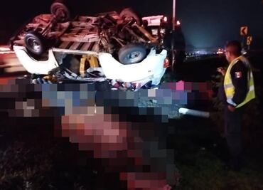 Choque de combi sobre autopista Arco Norte deja 7 muertos y 8 heridos